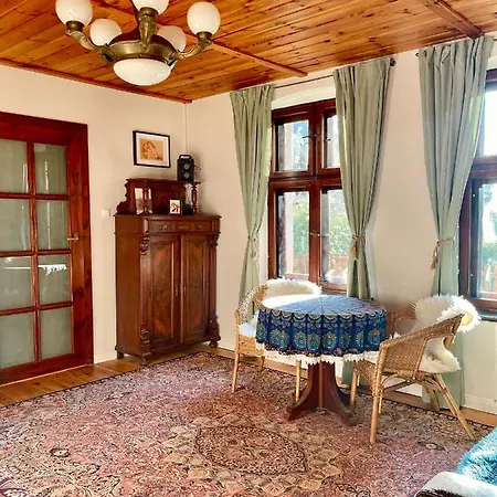 بيت للعطل Apple Tree House *