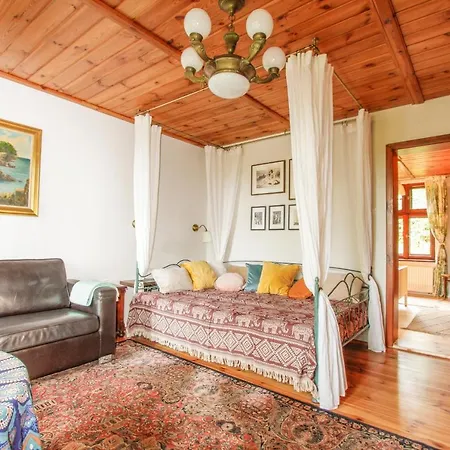 Apple Tree House Lubin (West Pomeranian)